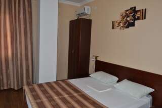Гостиница Guest House Adel Кисловодск Большой двухместный номер с 1 кроватью-4