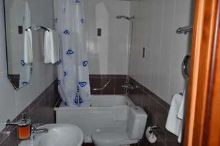 Гостиница Guest House Adel Кисловодск Стандартный двухместный номер с 1 кроватью-8
