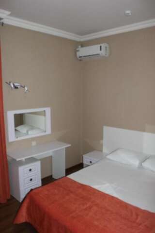 Гостиница Guest House Adel Кисловодск Стандартный двухместный номер с 1 кроватью-10